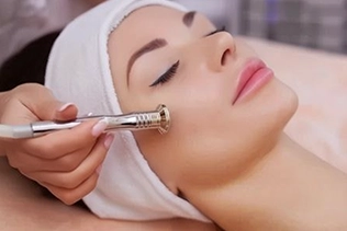 Top 5 Dermatologist-Recommended Anti-Aging Treatments