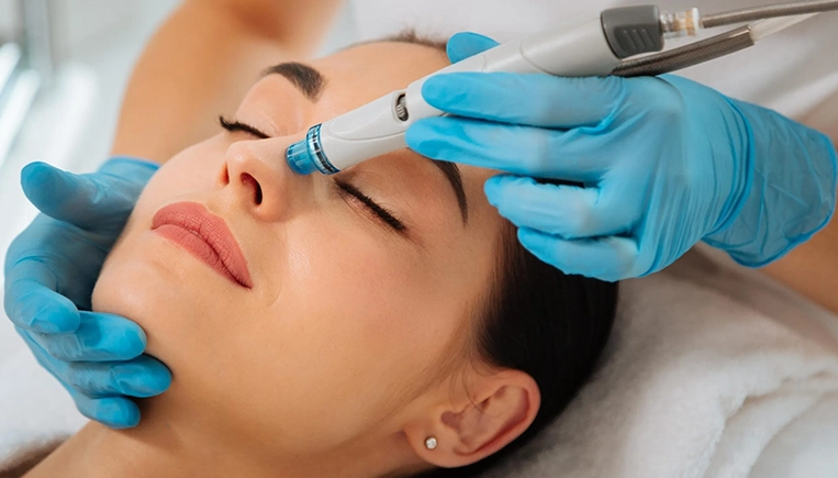 Advanced HydraFacial Treatment in Cumbum for deep cleansing, hydration, and glowing skin results.