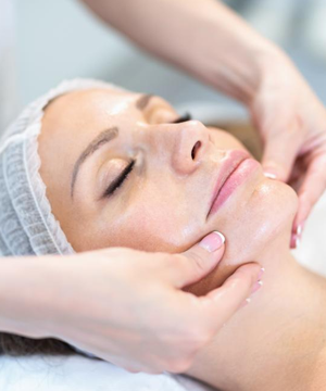 A hydrating serum calms, nourishes, and locks in moisture for a refreshed glow.