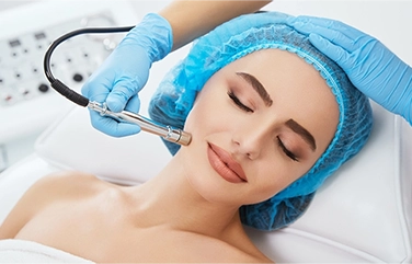 Skin Lightening Treatment In Sengunthapuram, Karur Advanced skin lightening treatment in Karur for brighter, glowing skin and improved, even skin tone.