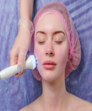 Dead skin cells are removed using a diamond tip or fine crystals to reveal smoother, brighter skin.